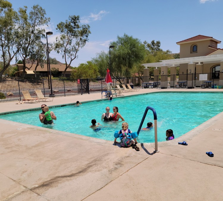 desert-view-housing-pool-and-rec-center-photo